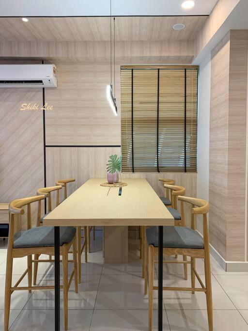 Arte Mont Kiara_publika_solaris *